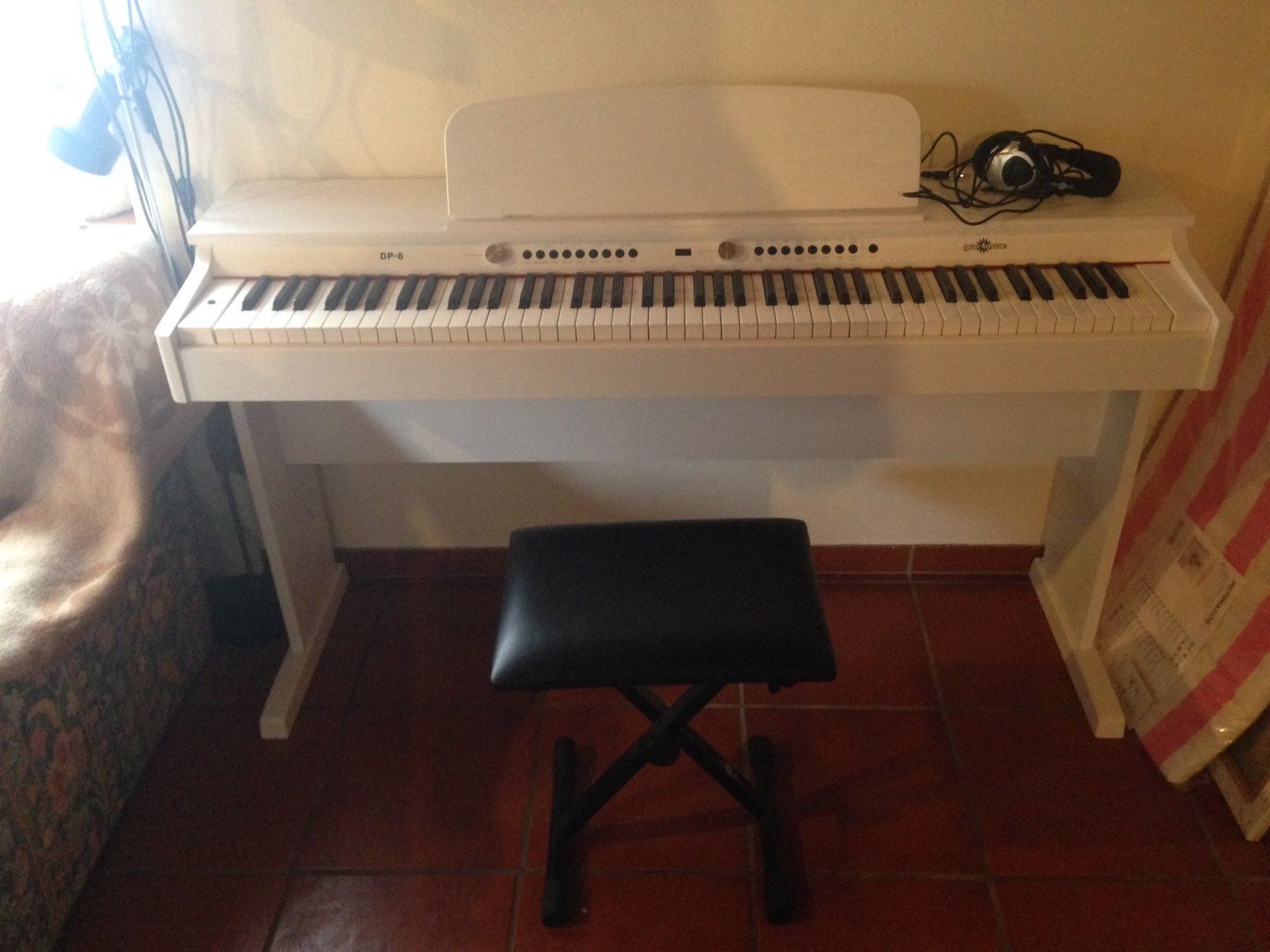 Piano électrique DP6 Kaufen auf Ricardo