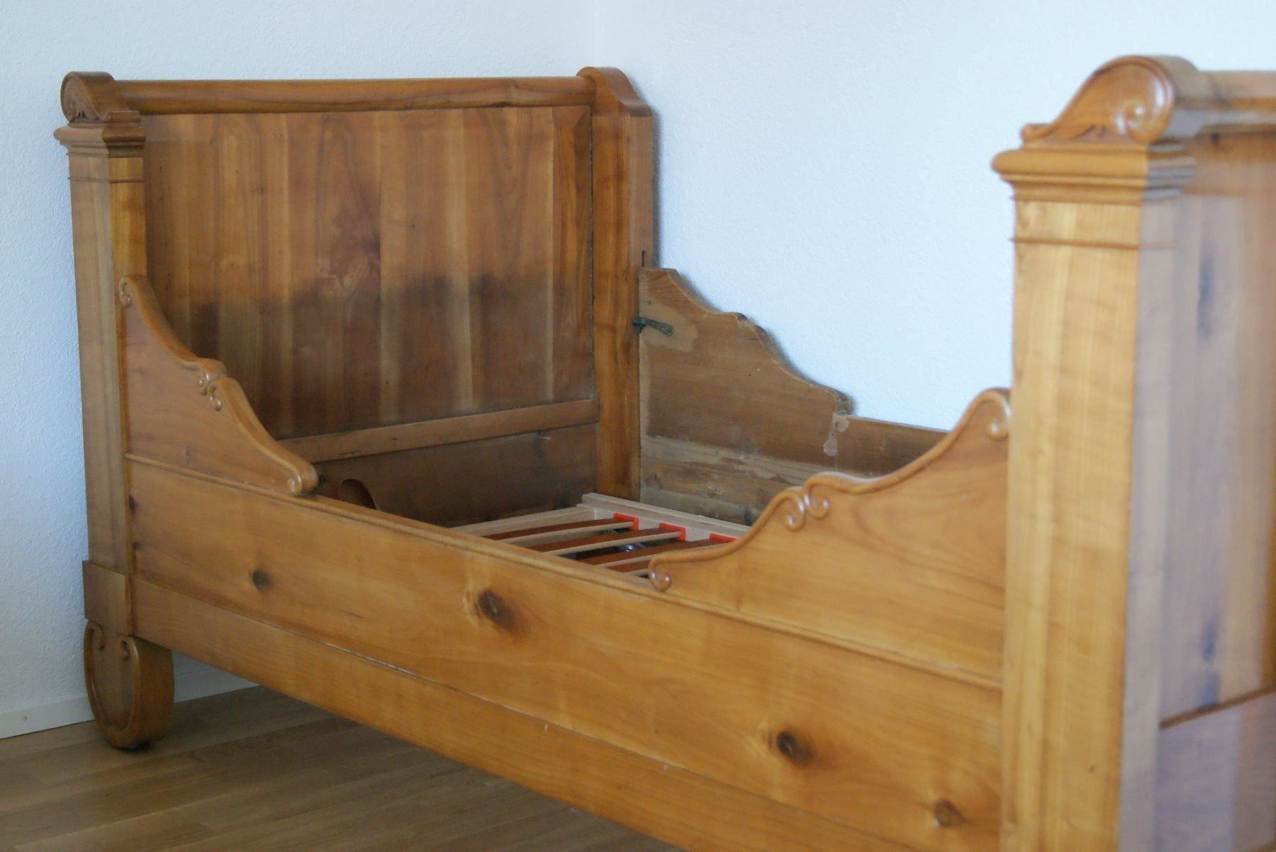 Bett Antik Nussbaum 90 X 176 Cm Kaufen Auf Ricardo