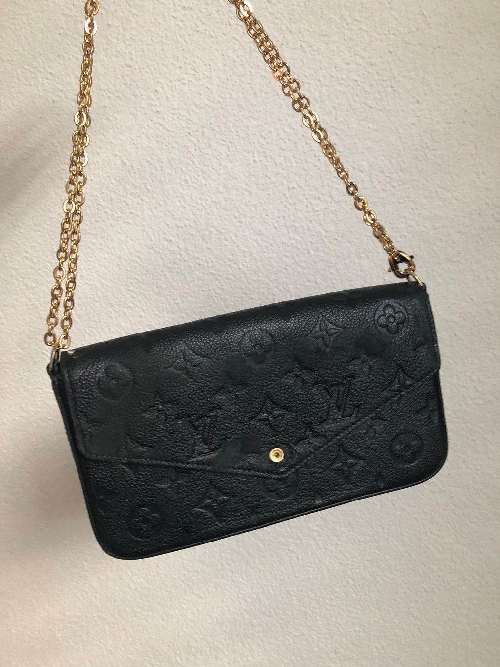 DHGATE FELICIE POCHETTE  DHGATE BLACK EMPREINTE AND BY THE POOL