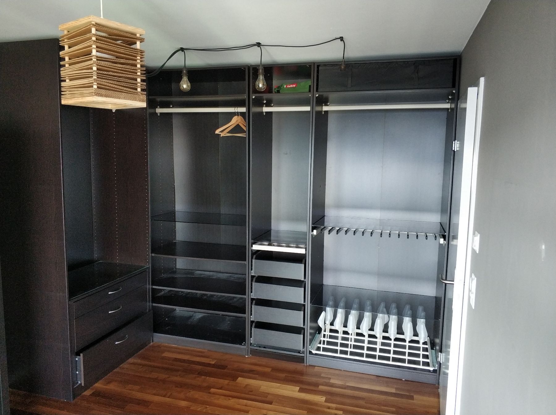 IKEA PAX Kleiderschrank schwarzbraun kaufen auf Ricardo