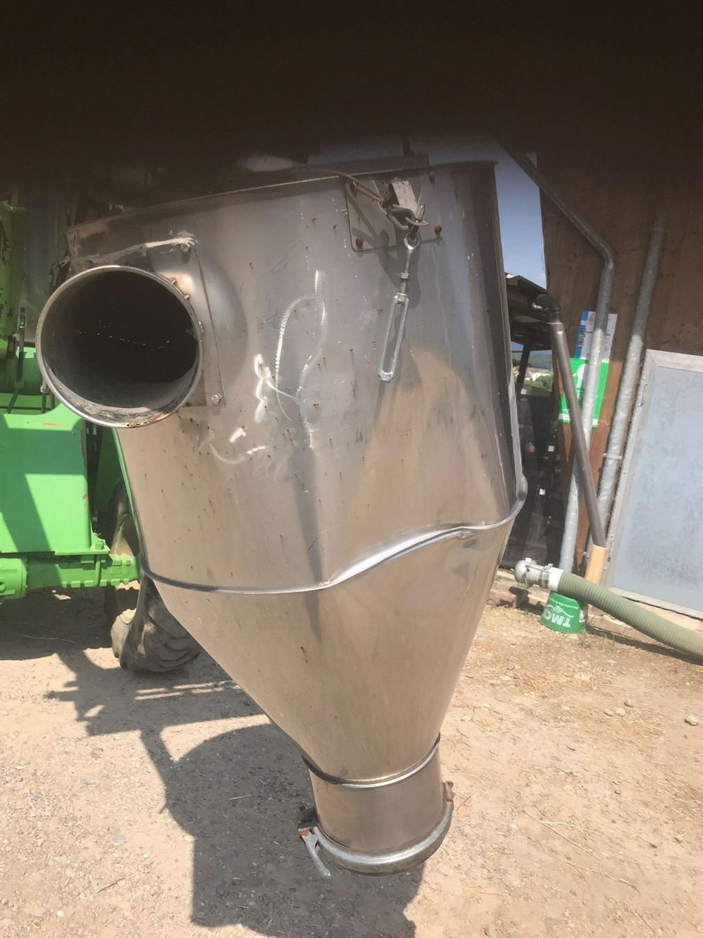 Zyklon kaufen auf Ricardo