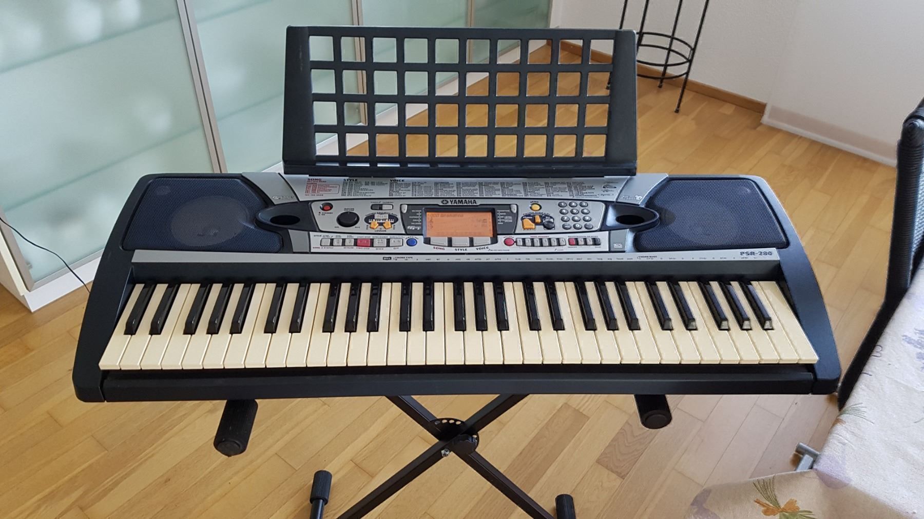 Keyboard Piano  Yamaha  PSR  280  St nder kaufen auf Ricardo