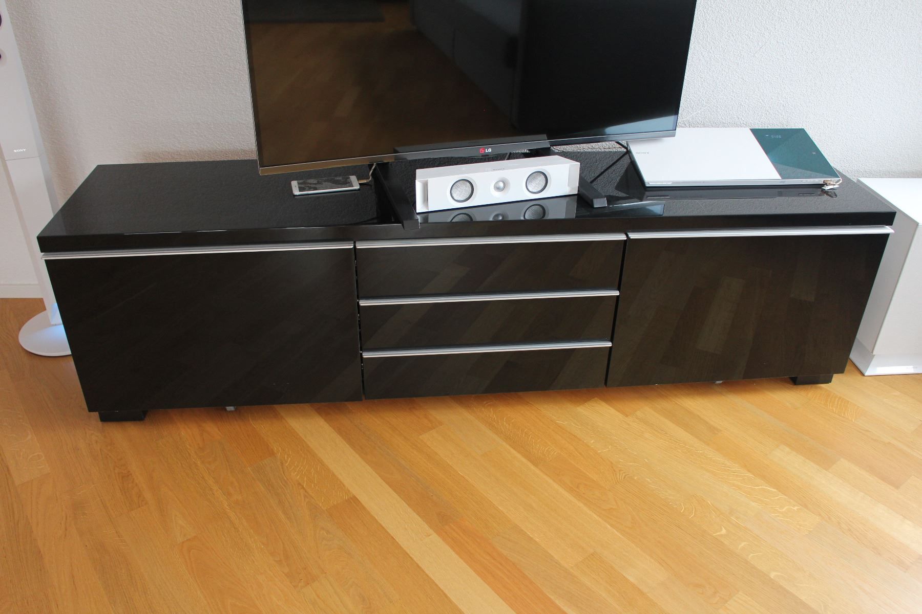 Tv Mobel Lowboard Schwarz Hochglanz Kaufen Auf Ricardo