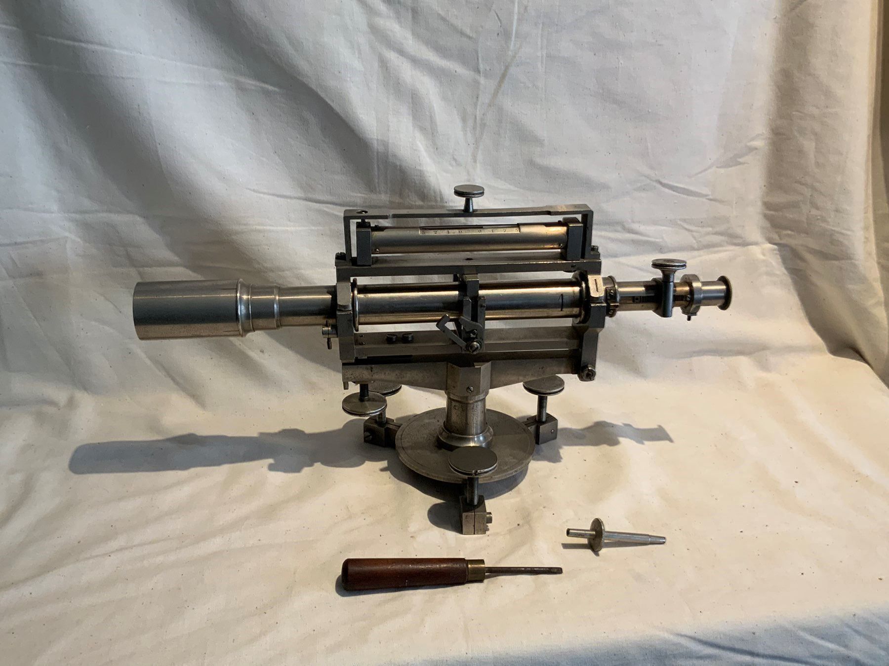 Alter Theodolit Kaufen auf Ricardo