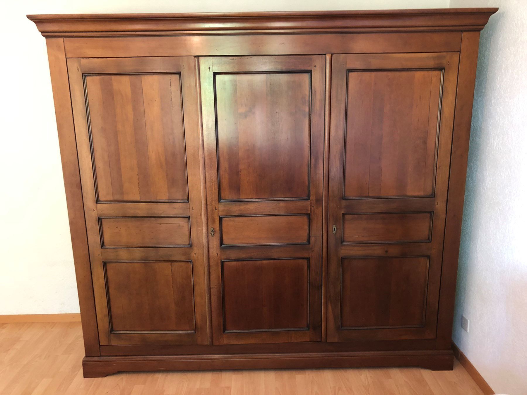 Schrank kirsche kaufen auf Ricardo