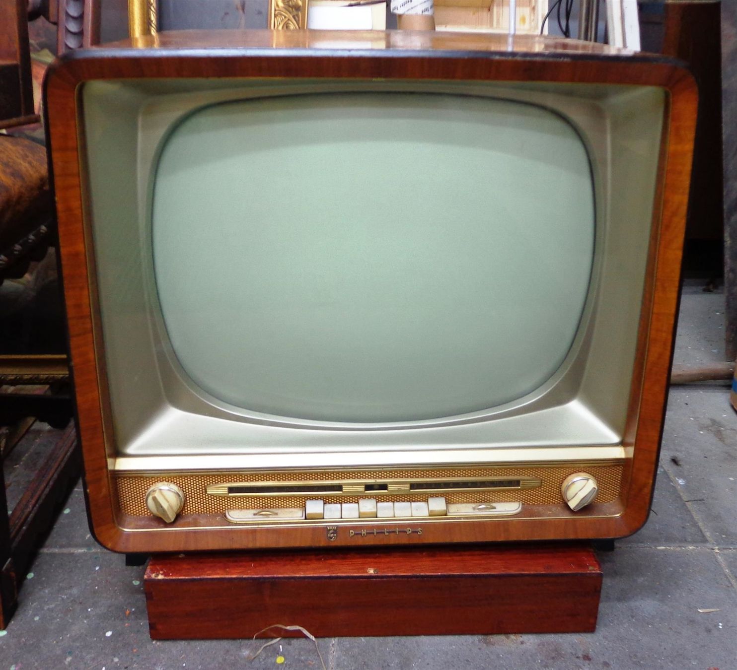 Alter Fernseher Tv Gerat Kaufen Auf Ricardo