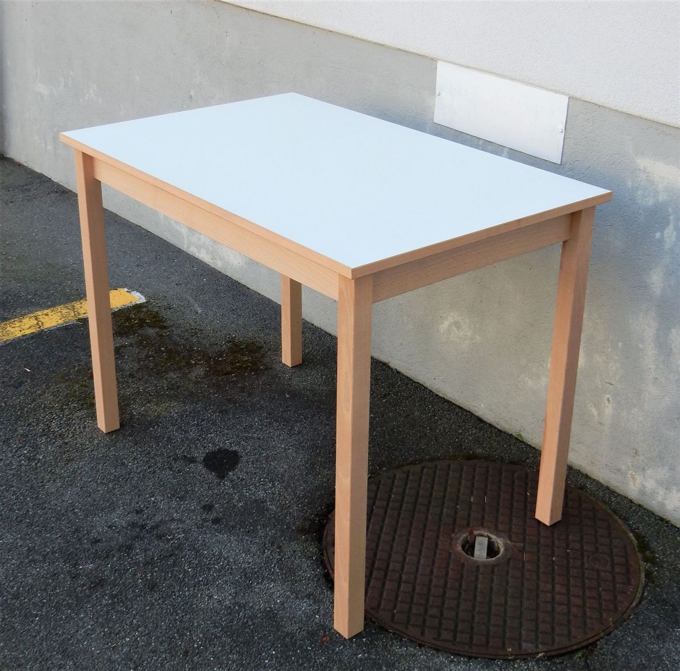 Neuer Küchentisch aus CH-Produktion! | Kaufen auf Ricardo