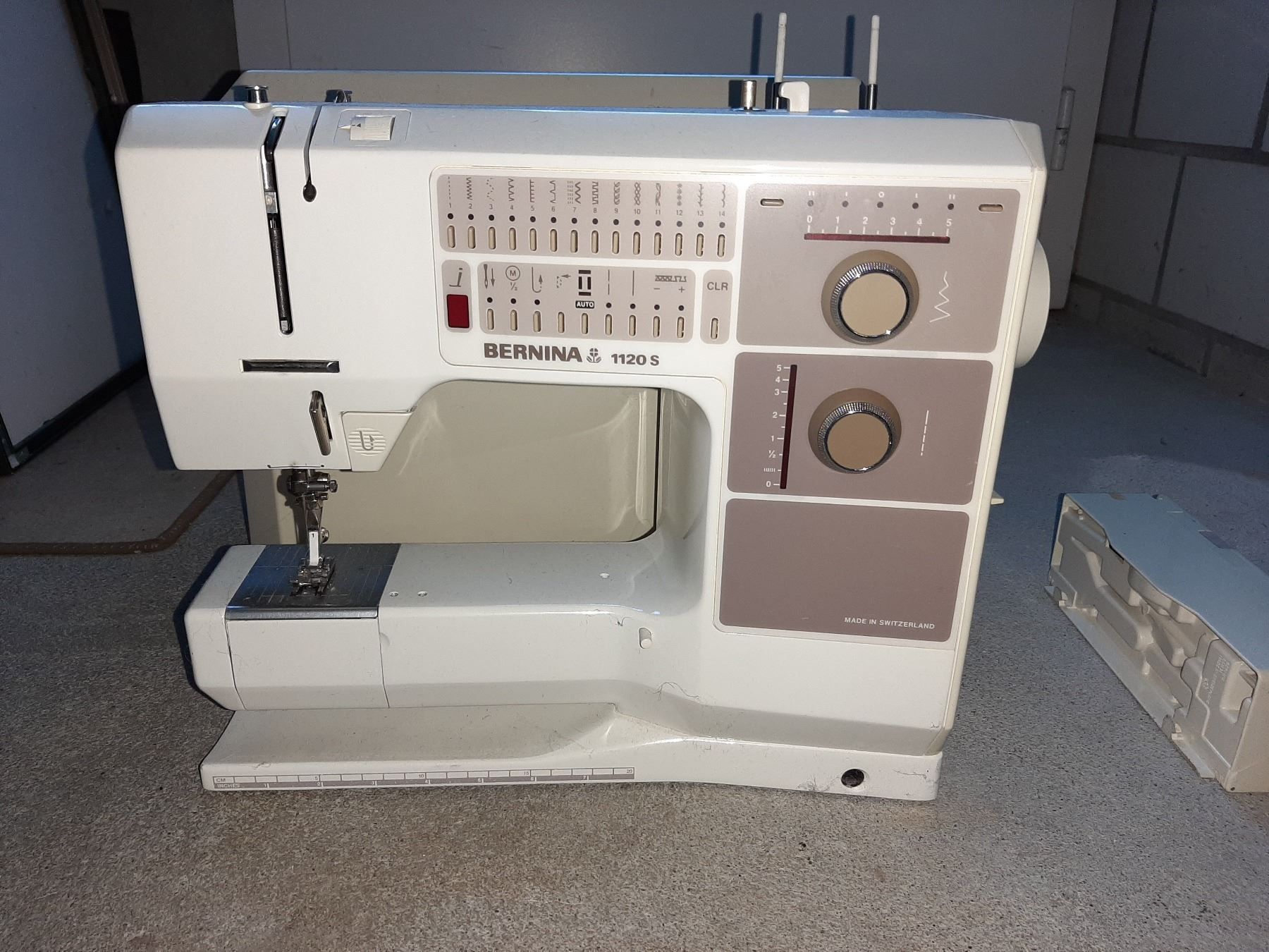 Bernina 1120S Nähmaschine Kaufen auf Ricardo