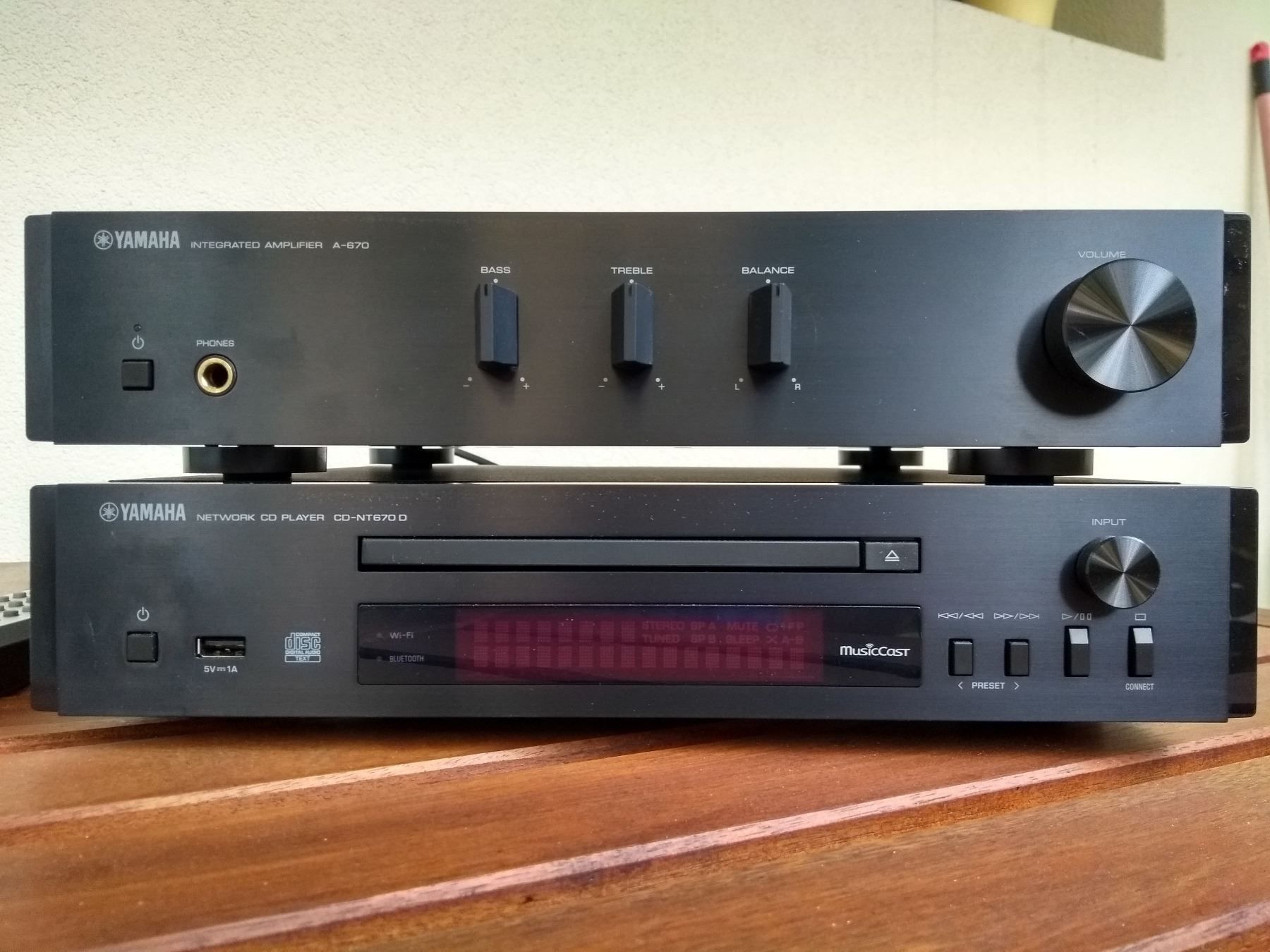 Yamaha CDPlayer/Streamer und Verstärker Kaufen auf Ricardo