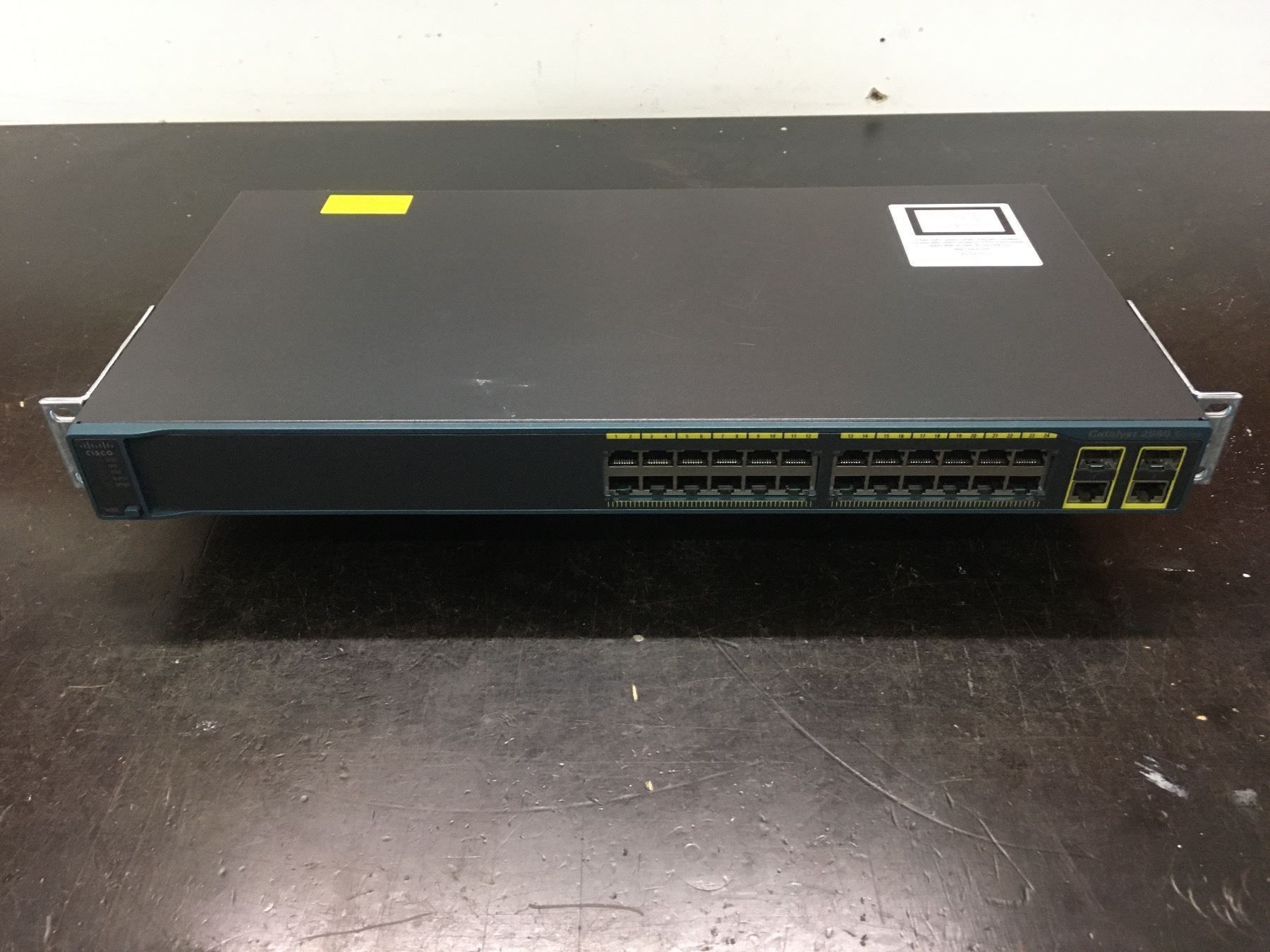 Cisco Catalyst 2960 WS-C2960-24TC-L | Kaufen auf Ricardo
