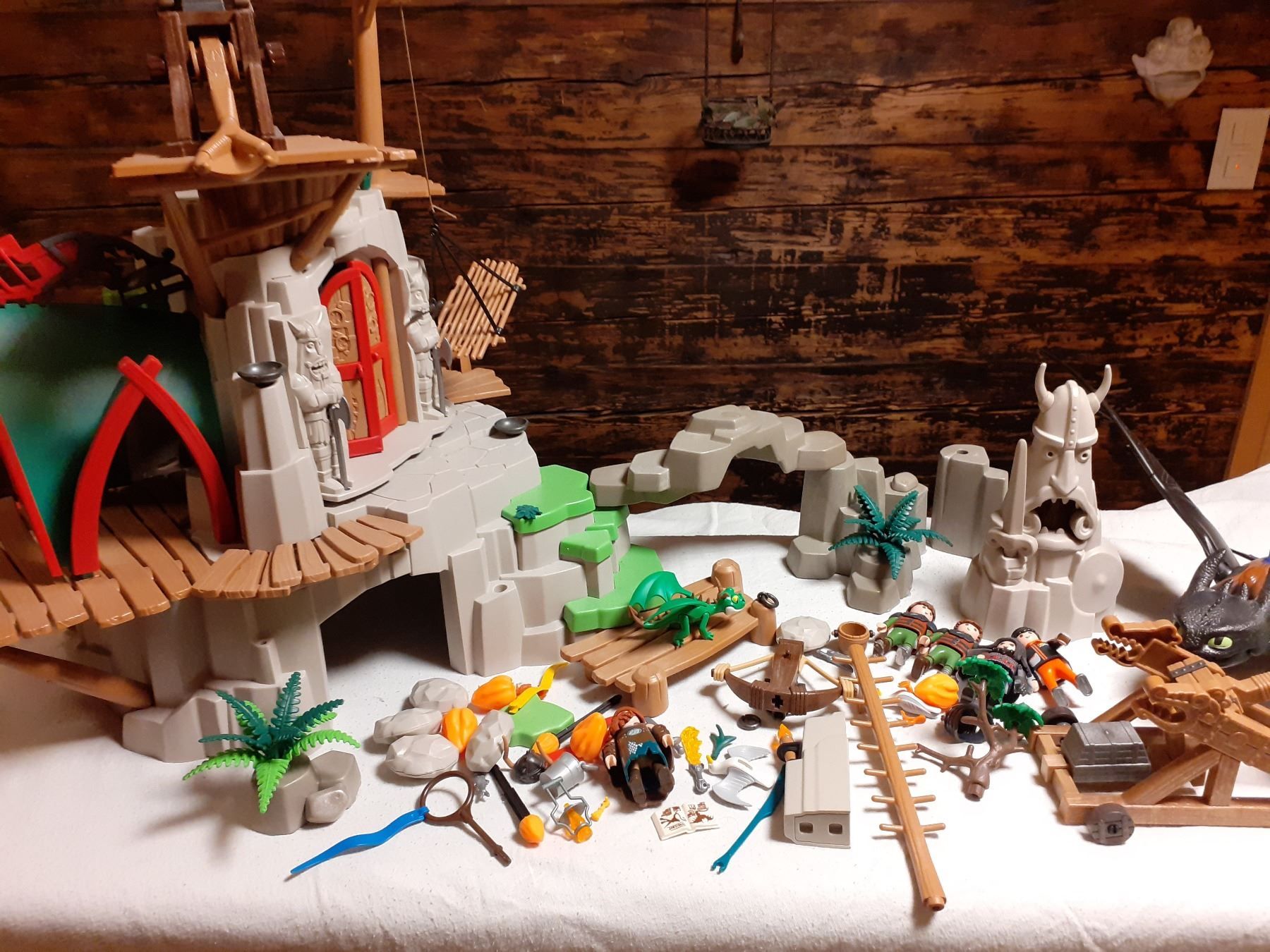 Featured image of post Dragons Playmobil Burg Mostly posted from germany s playmobil site about the future releases in the states