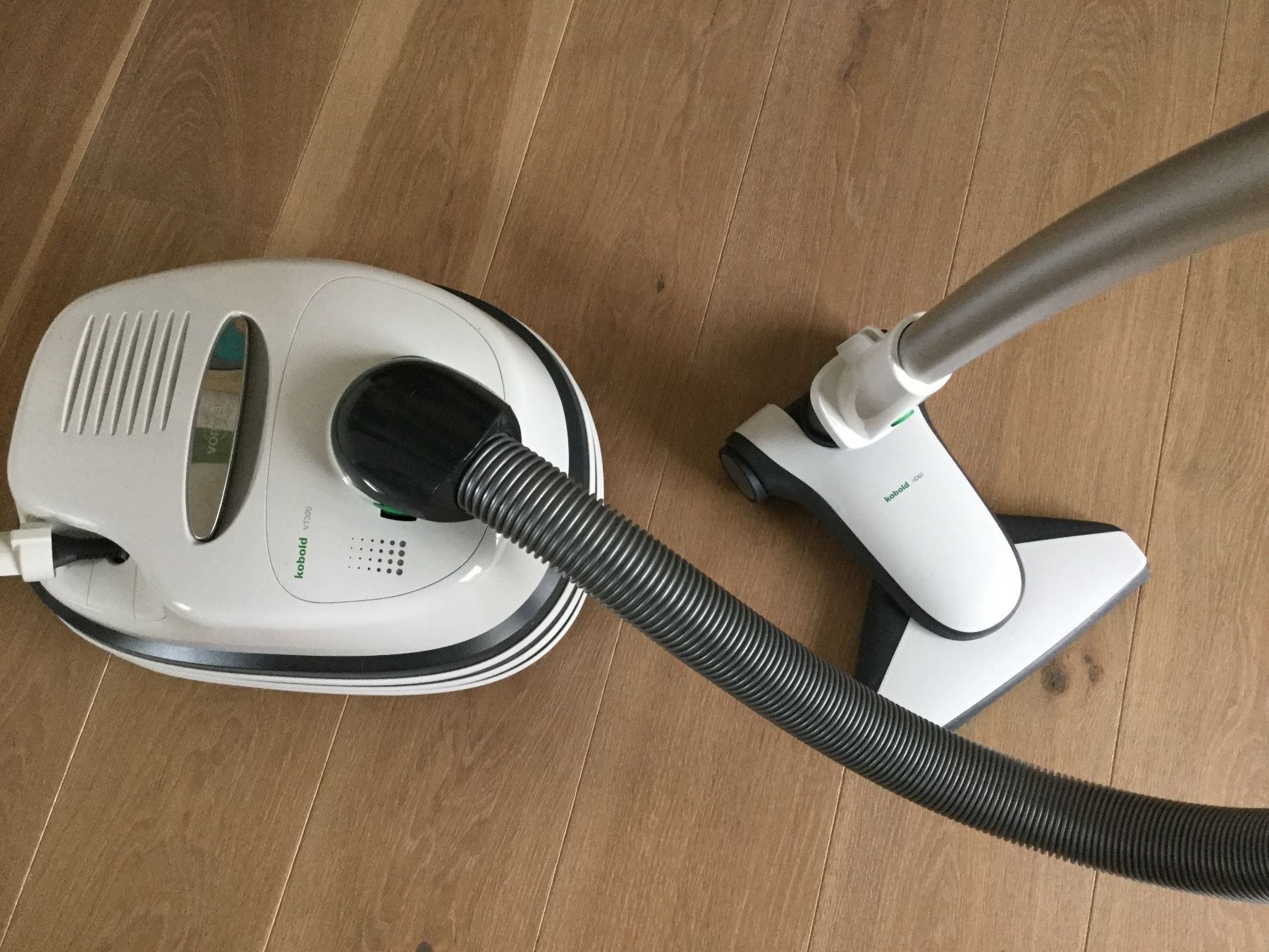 Vorwerk Staubsauger Kobold VT300 | Kaufen auf Ricardo
