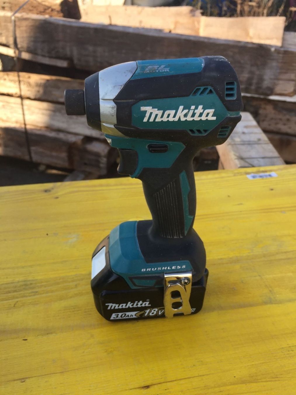 MAKITA Schlagschrauber DTD 153 acheter sur Ricardo
