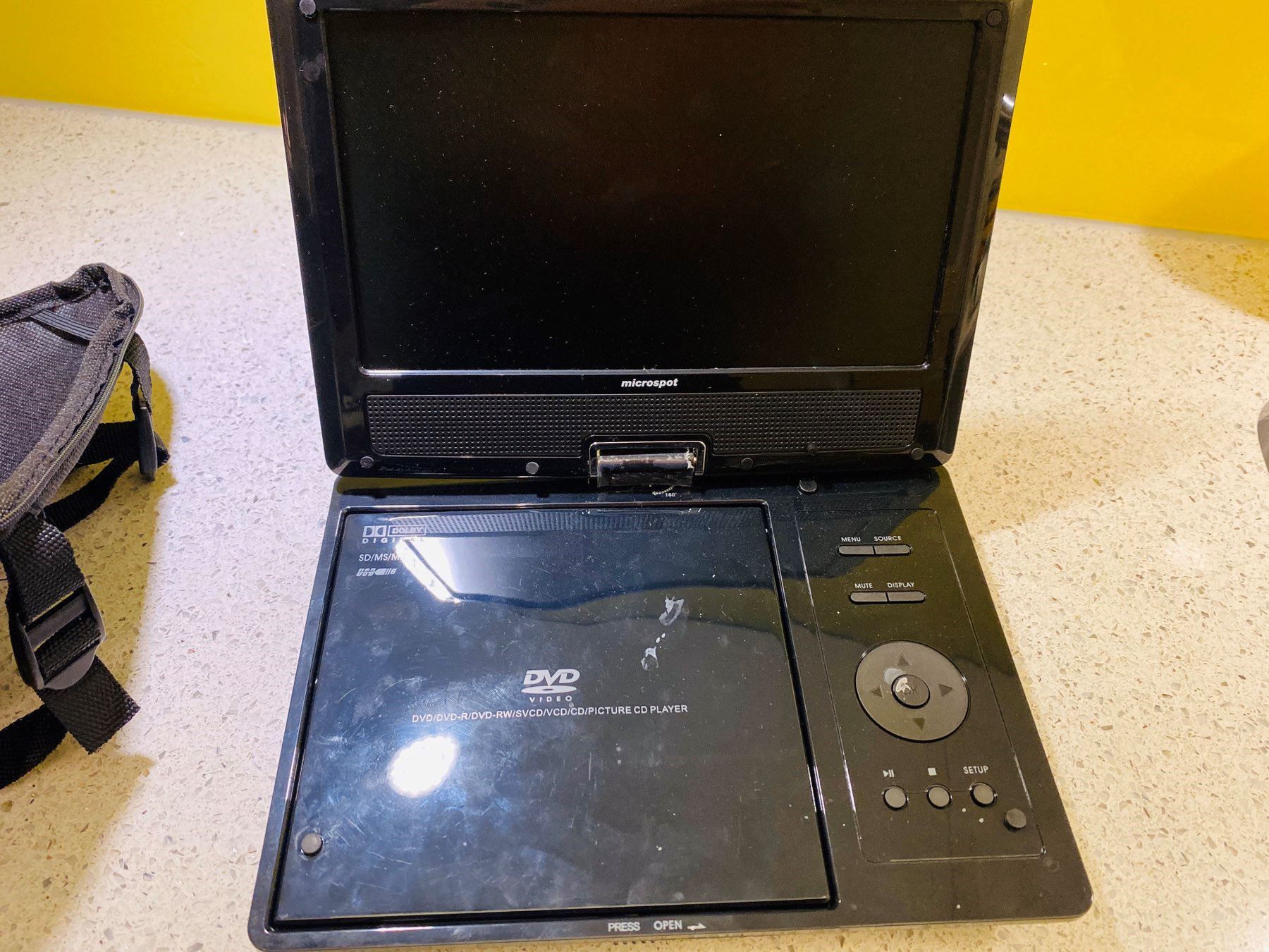 Mobiler DVD Player | Kaufen auf Ricardo