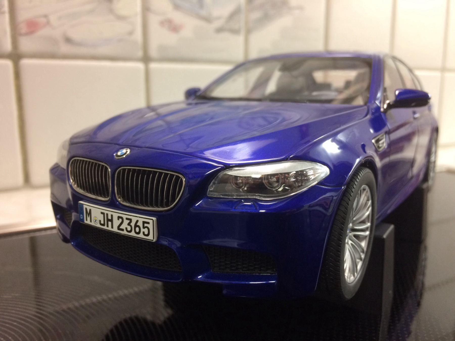 Bmw M5 F10m 2012 San Marino Blau 1 18 Kaufen Auf Ricardo