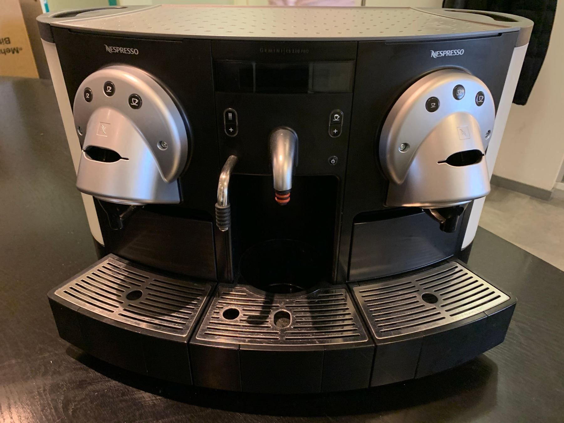 Nespresso GEMINI CS 220 PRO kaufen auf Ricardo