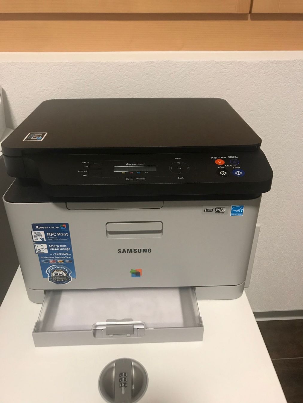 Принтер samsung xpress c460w не захватывает бумагу