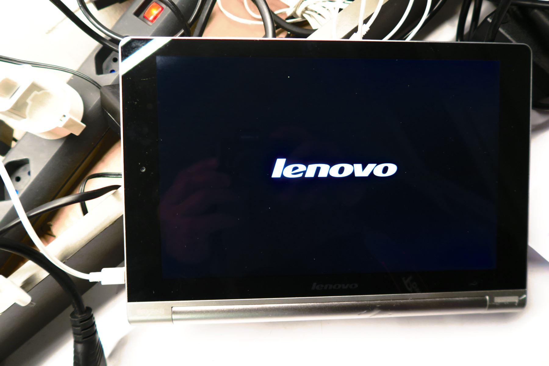 Lenovo b8080 h не заряжается