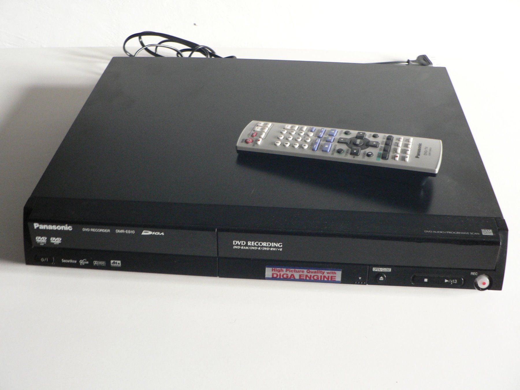 Panasonic DMRES10 DVD Recorder Kaufen auf Ricardo