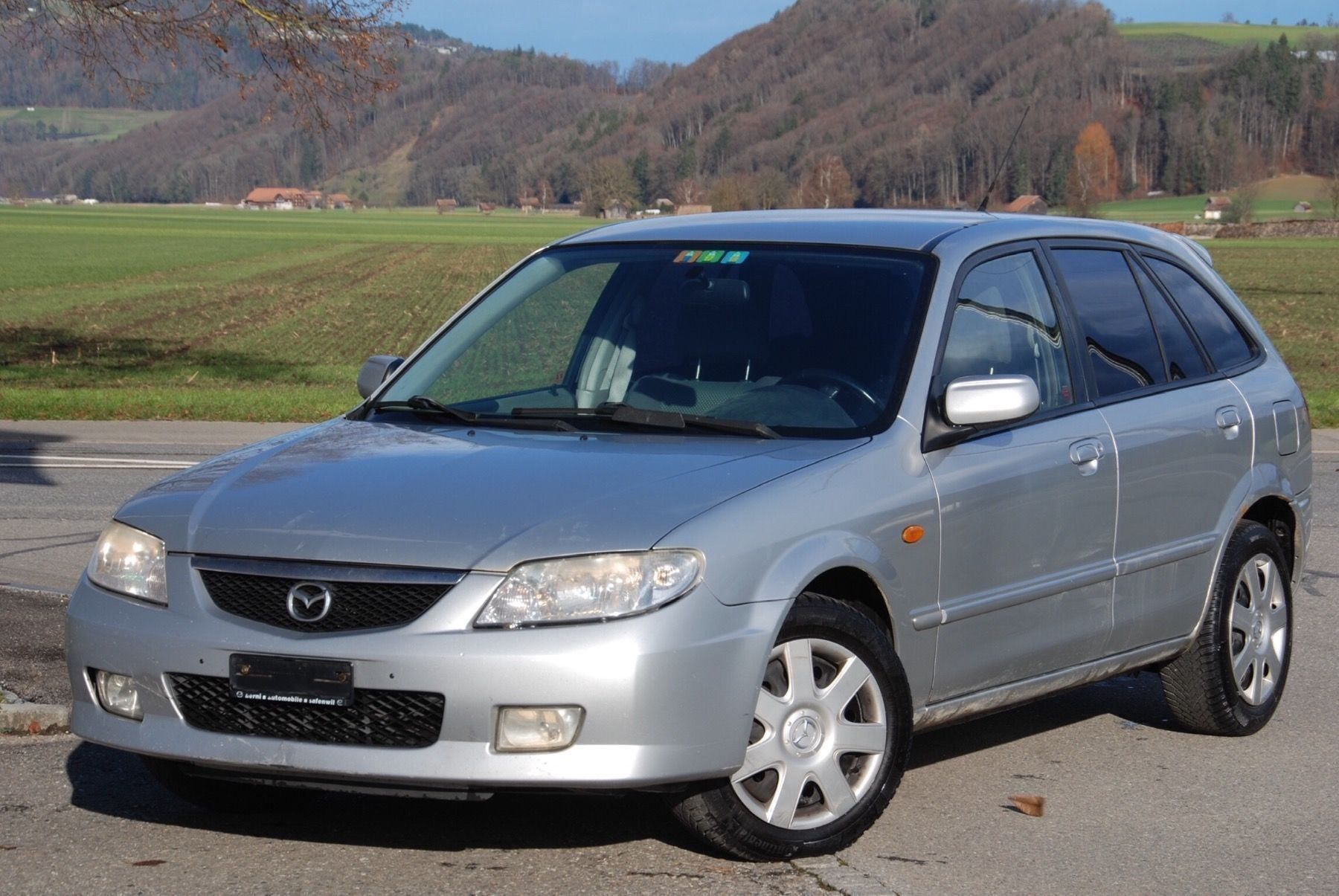 Mazda 323 wikipedia