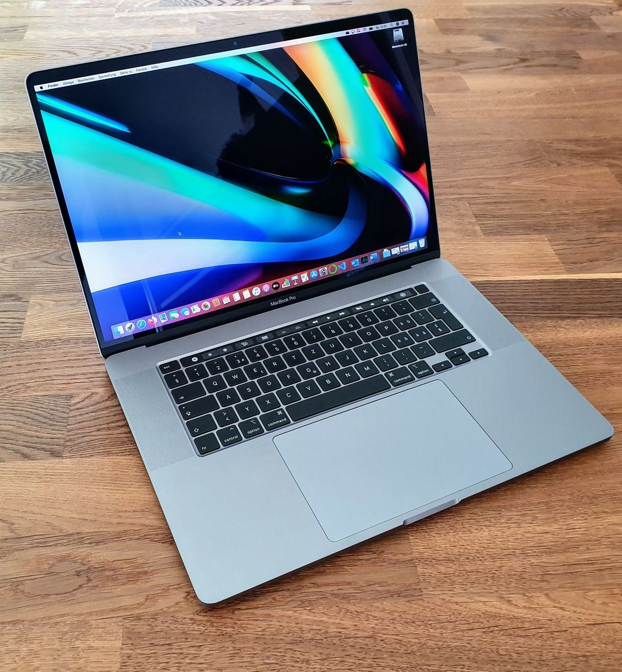 Apple MacBook Pro 16" 2019 Space Gray kaufen auf Ricardo