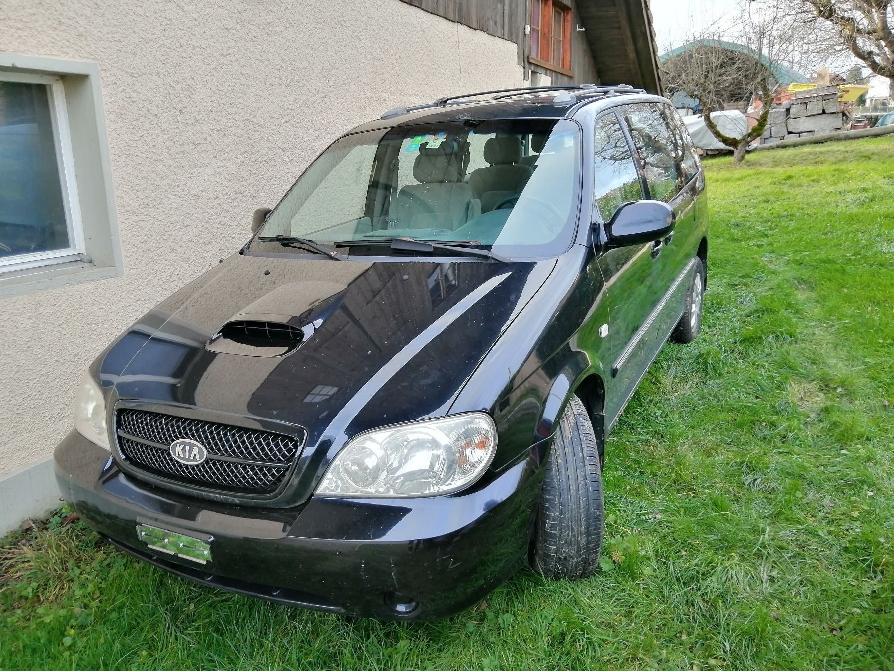 Kia carnival 2 поколения