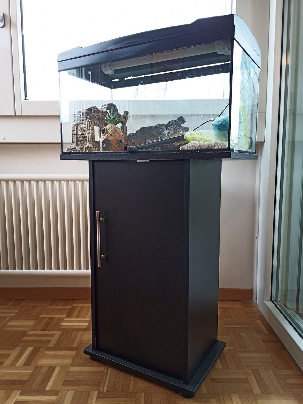 60 Liter Aquarium mit Unterschrank kaufen auf Ricardo