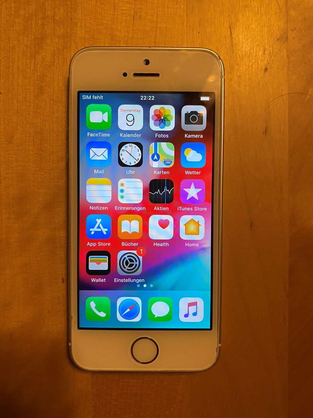 Apple Iphone SE 64gb white kaufen auf Ricardo