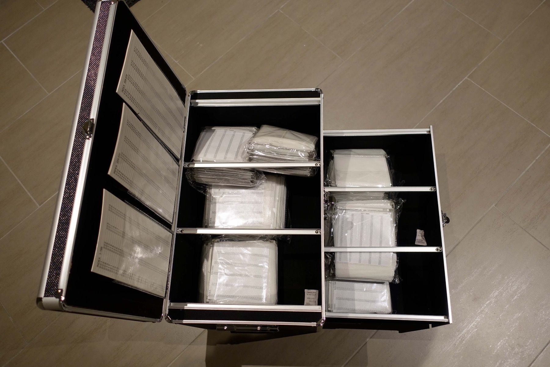 CD Aufbewahrung für 1000 CDs comprare su Ricardo