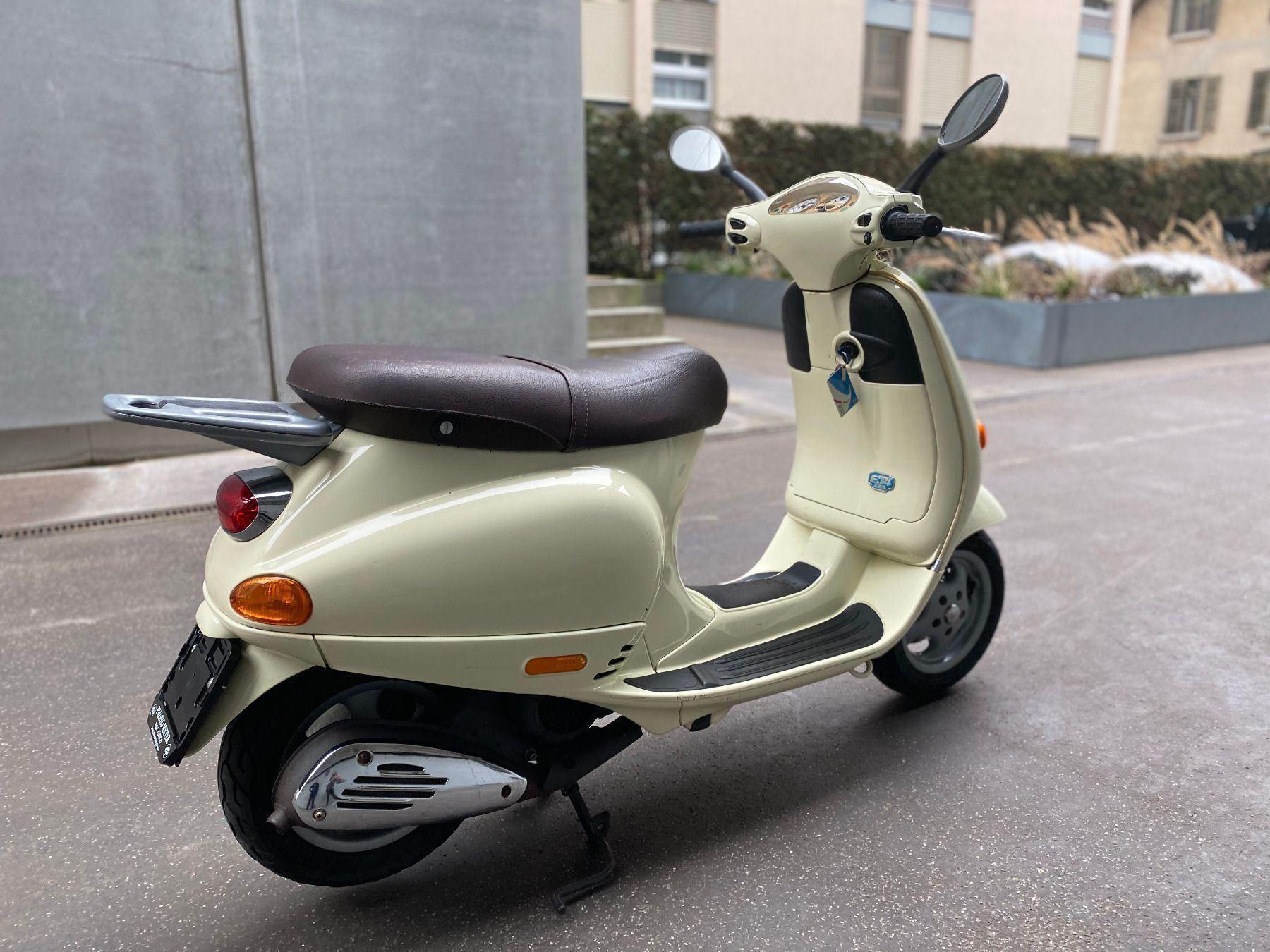  Piaggio Vespa ET4  125 kaufen auf Ricardo