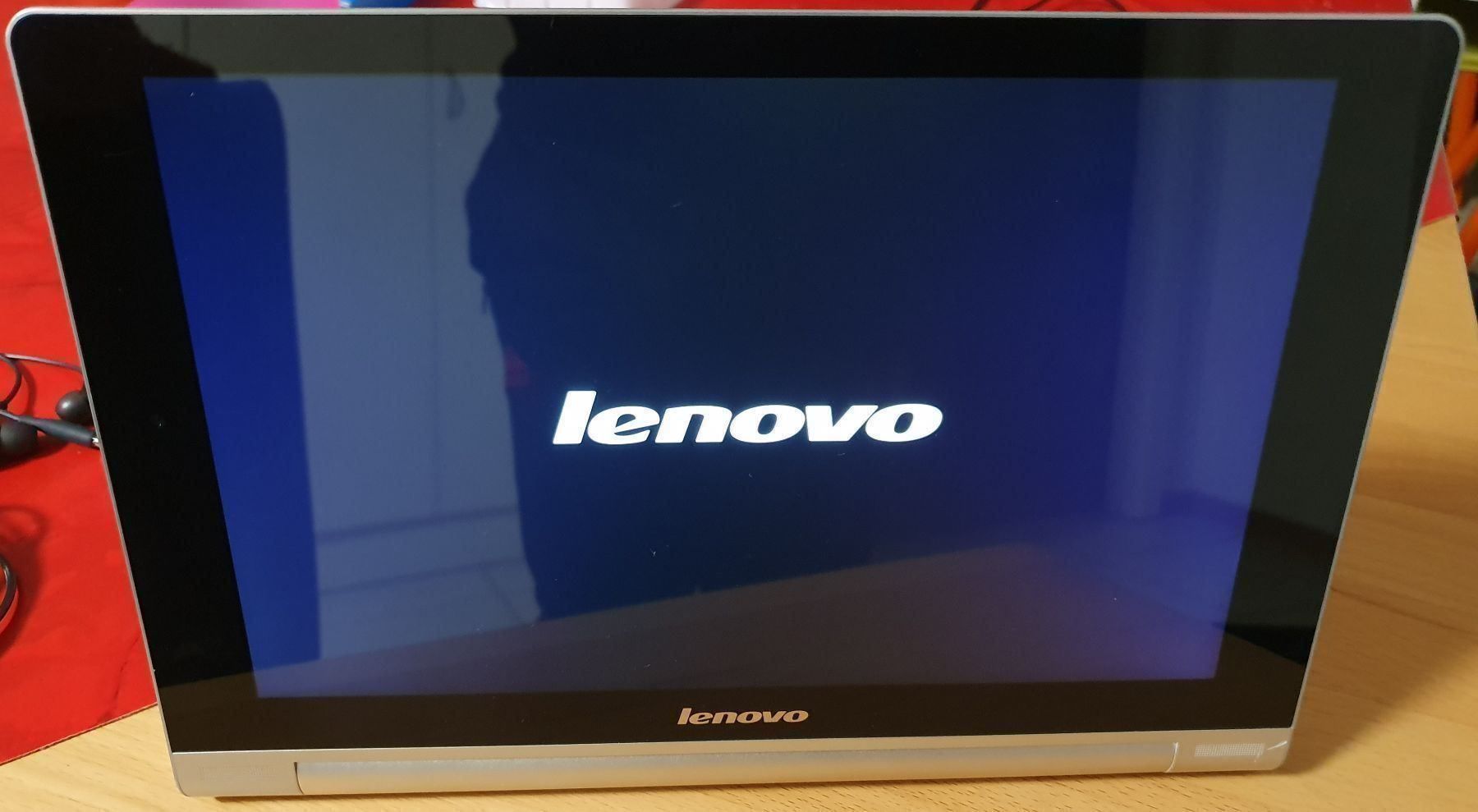 Lenovo b8080 h не заряжается