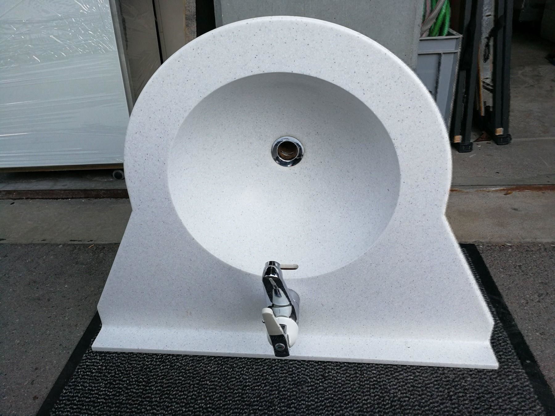 Lavabo+Wasserhahn | Kaufen auf Ricardo