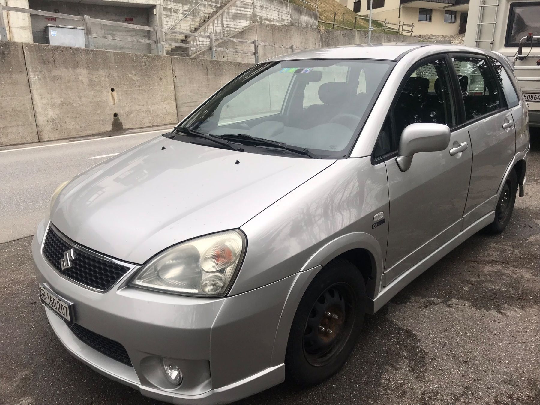 Запчасти на suzuki liana