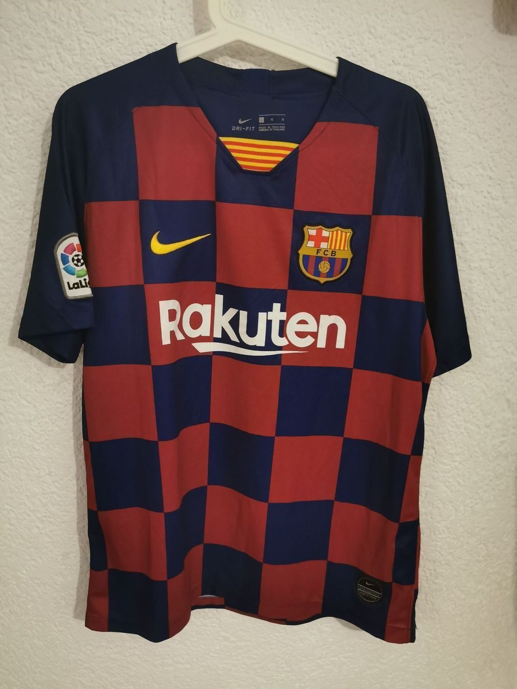 FC Barcelona Home Trikot Gr. L Suarez kaufen auf Ricardo