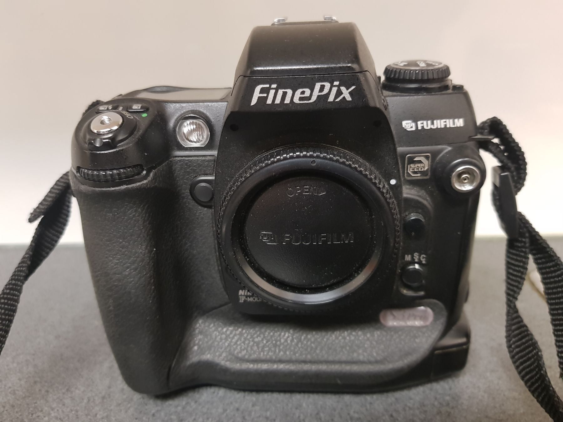 Fujifilm S3 Pro | Kaufen auf Ricardo