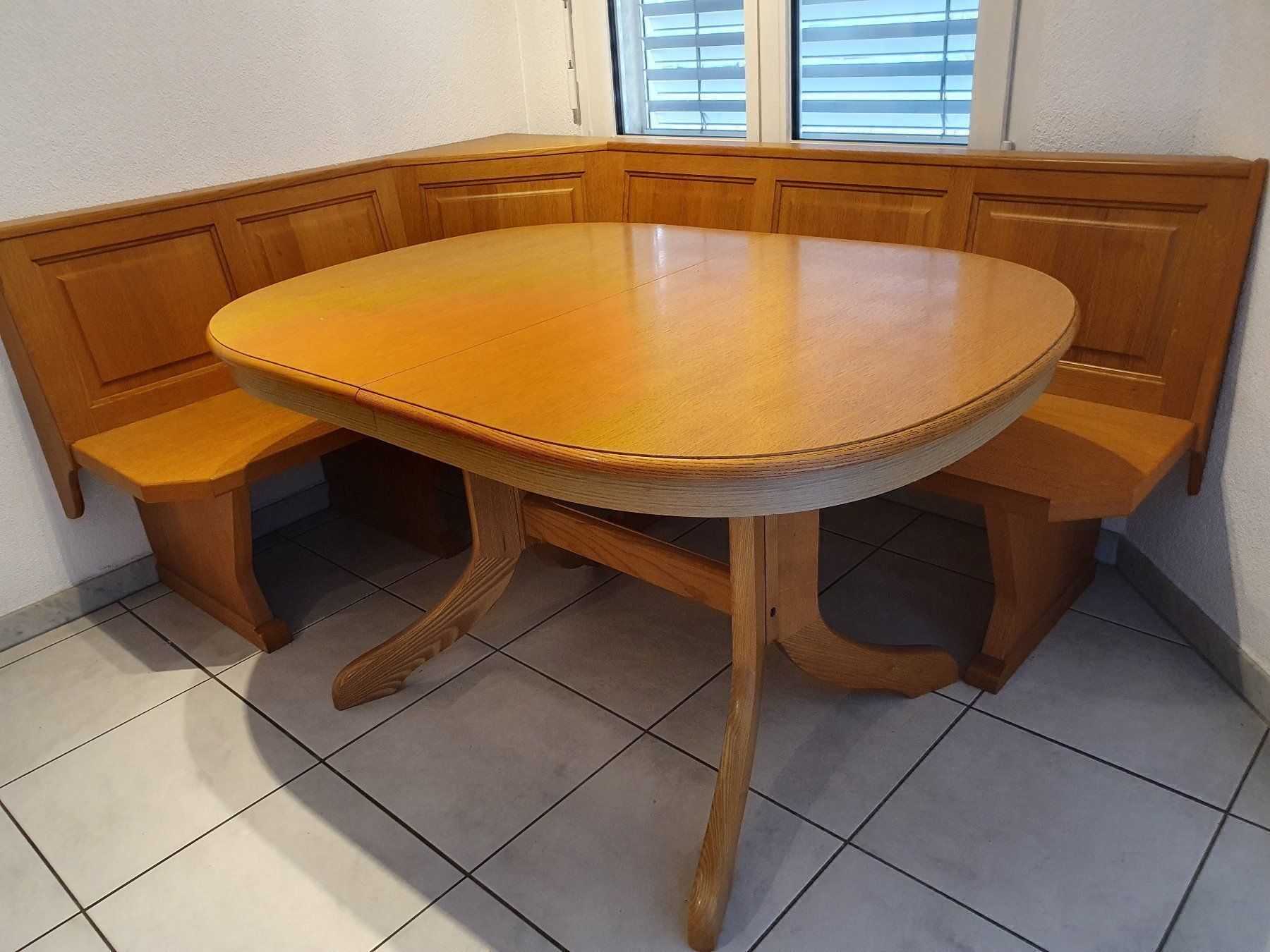 Esszimmertisch kaufen auf Ricardo