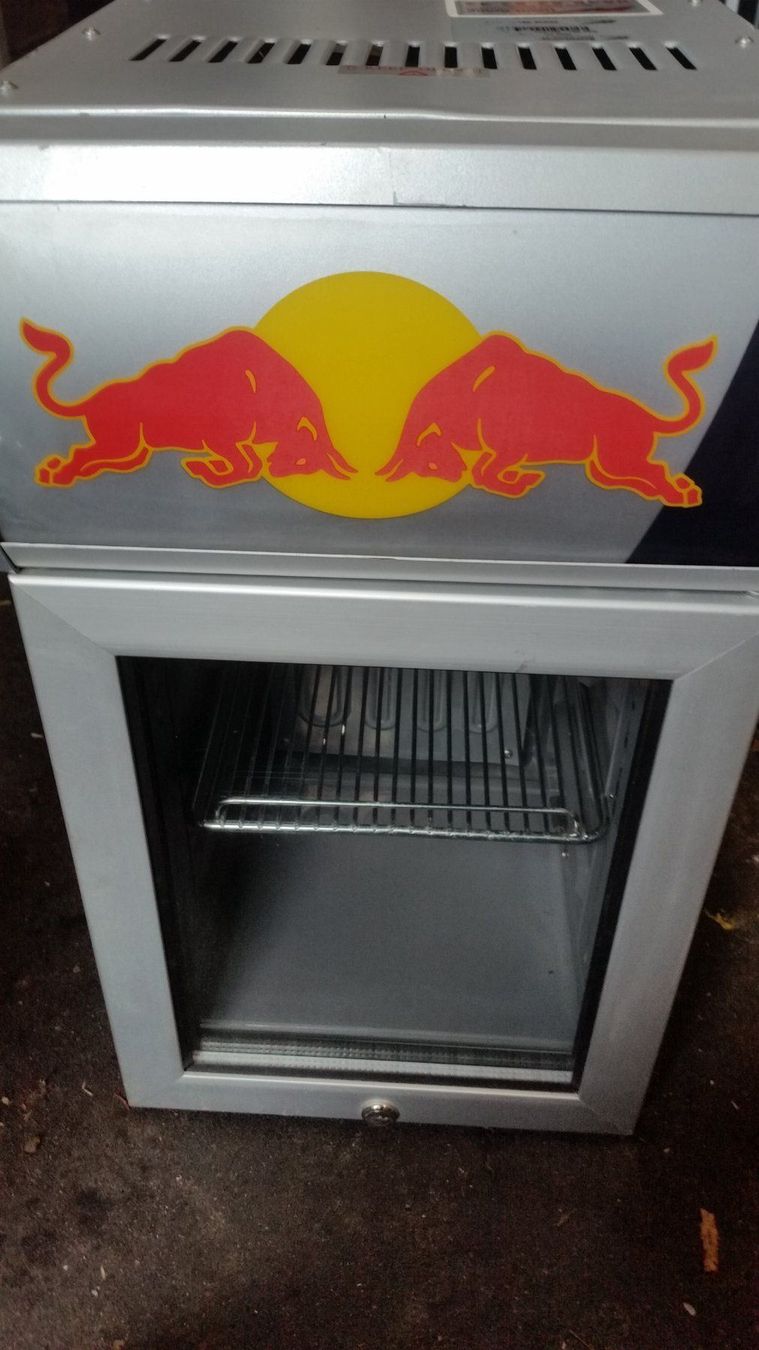 Red Bull Kühlschrank | Kaufen auf Ricardo