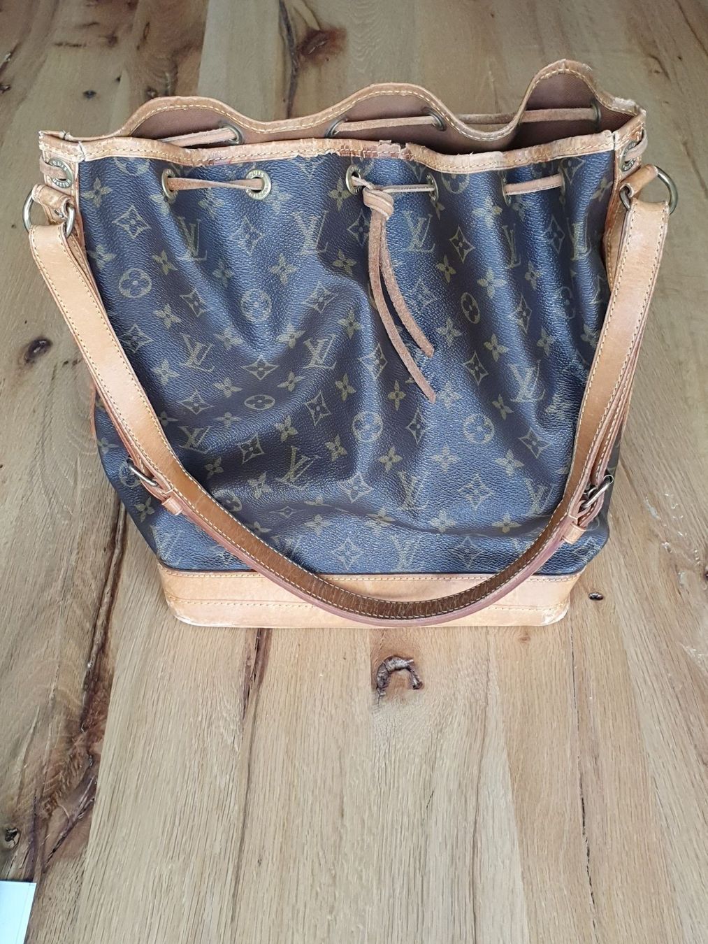 louis vuitton grand sac noé monogram canvas m42224