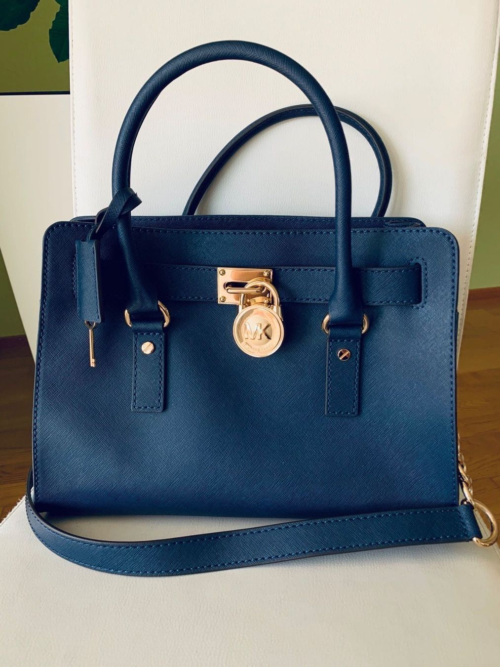 michael-kors-tasche-blau-new-acheter-sur-ricardo