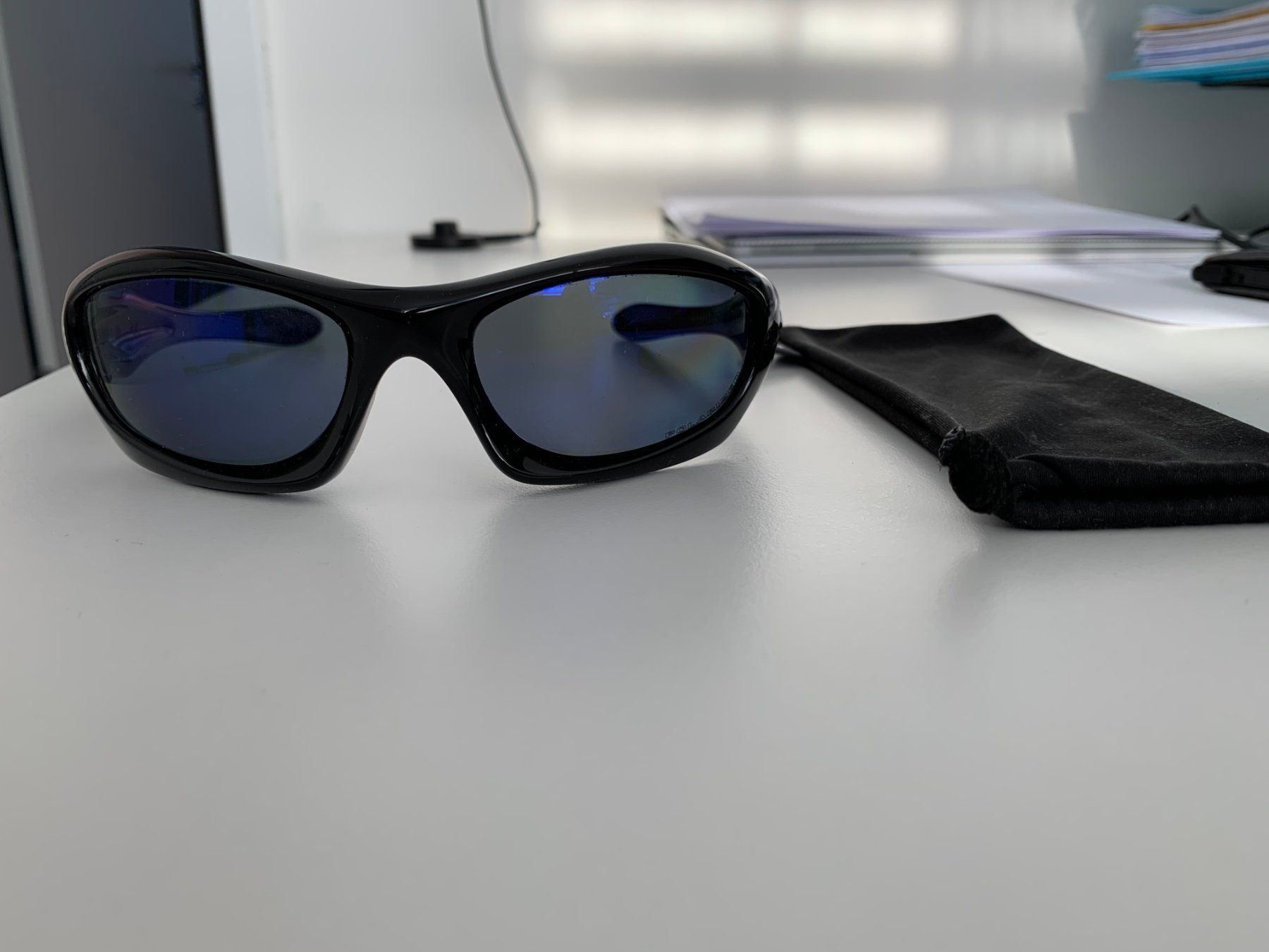 oakley-sonnenbrille-kaufen-auf-ricardo