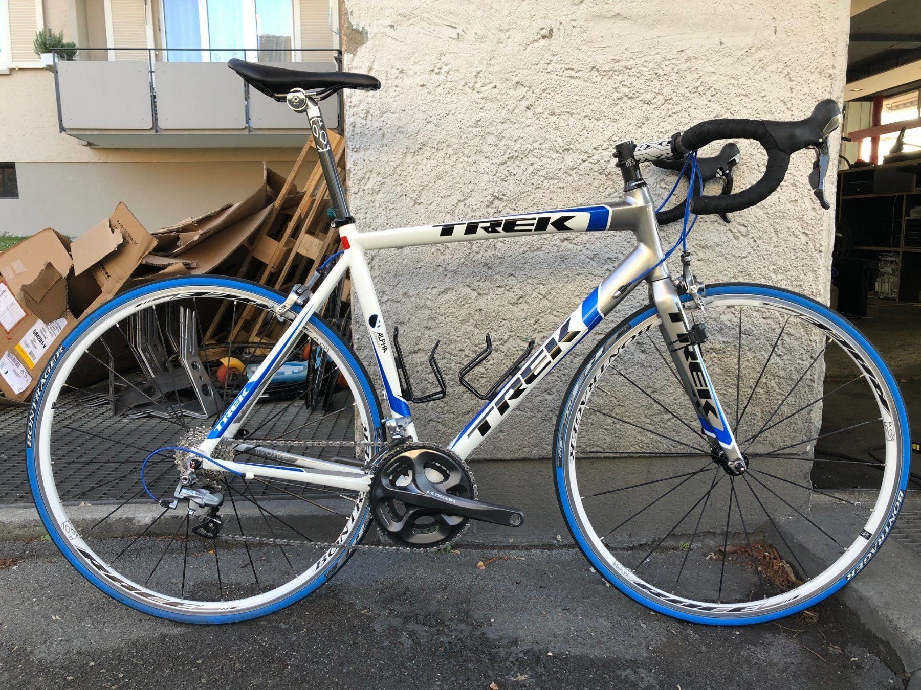 trek madone 2.5