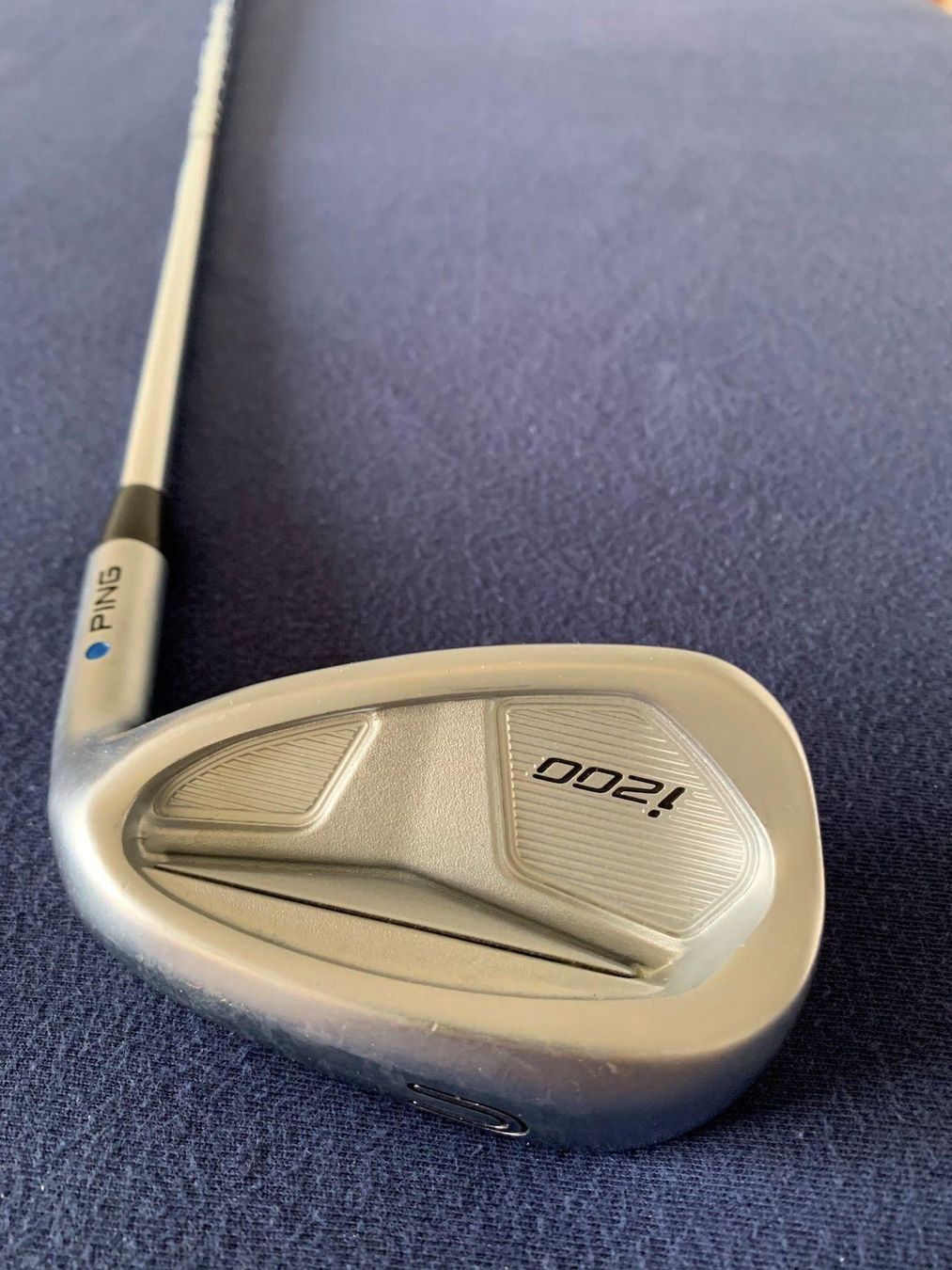 PING i200 U Wedge (AW) Blue Dot kaufen auf Ricardo