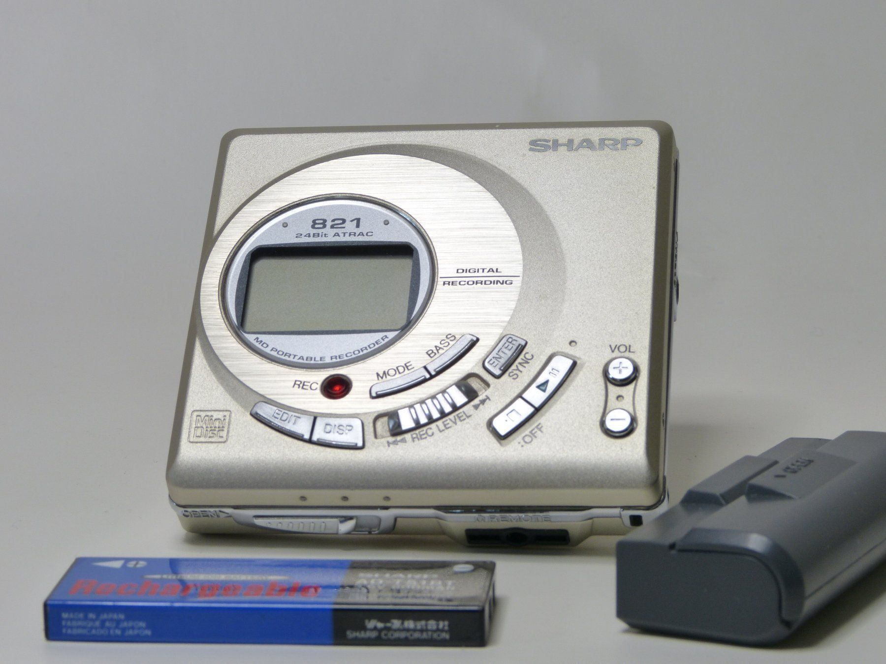 Sharp 821 Minidisc Player / Recorder kaufen auf Ricardo