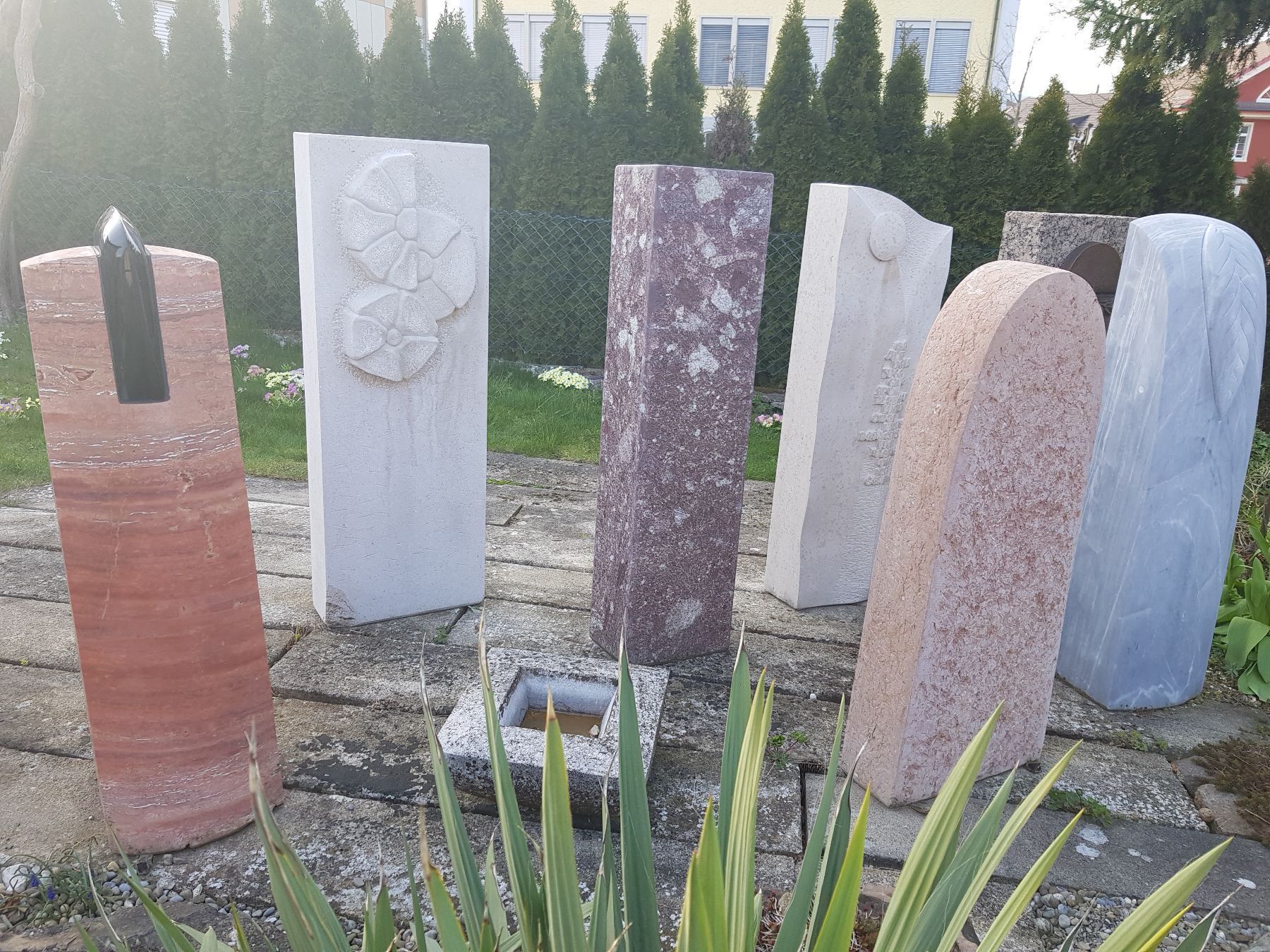 Grabmal, Grabstein Kaufen auf Ricardo