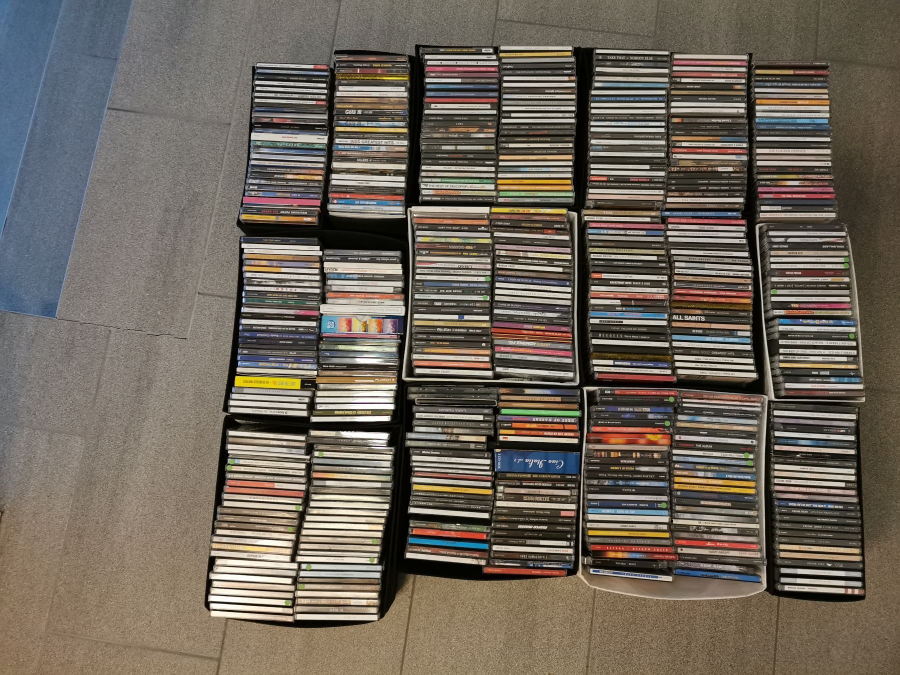 etwa 525 verschiedene CD's zu verkaufen kaufen auf Ricardo