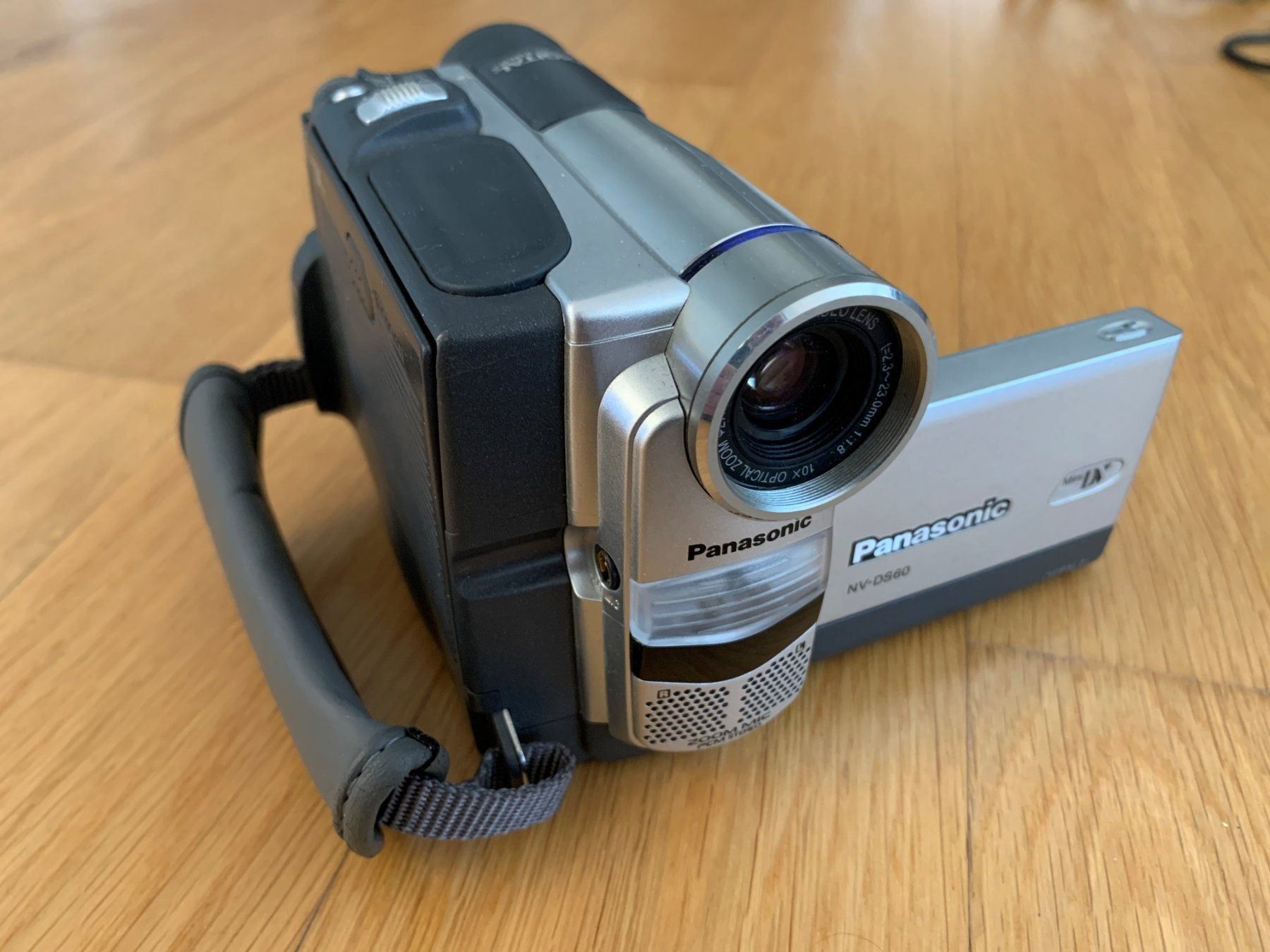 Panasonic Videokamera NVDS60 kaufen auf Ricardo