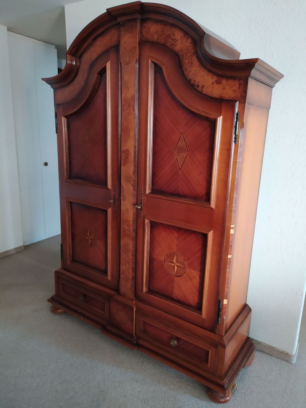 Schöner alter Schrank | Kaufen auf Ricardo