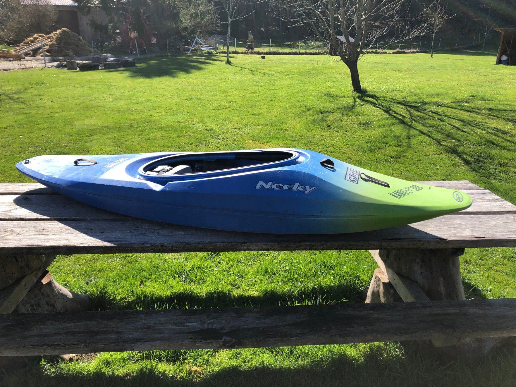 Kayak Necky Gliss Whitewater & PlayBoot kaufen auf Ricardo