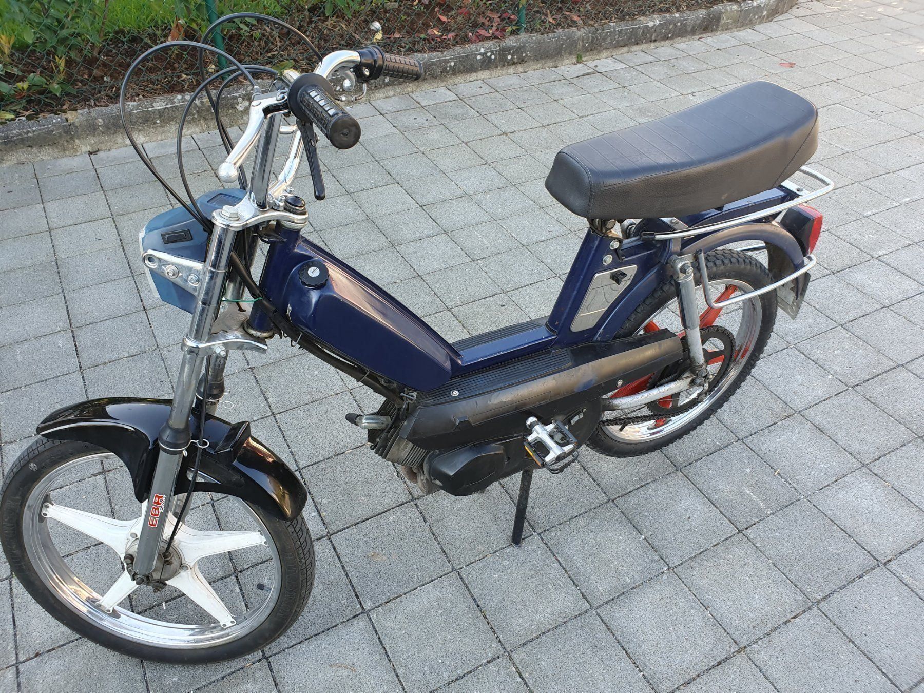 Peugeot 103 велосипед