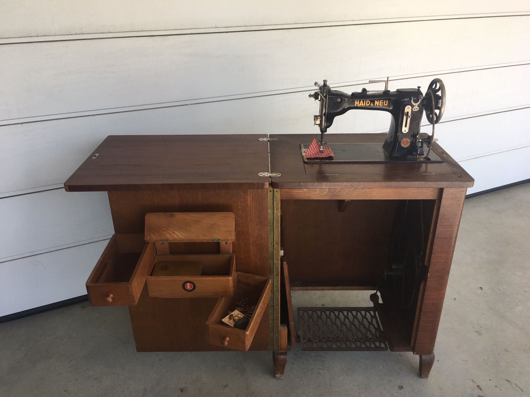 Antike HAID & NEU Nähmaschine kaufen auf Ricardo